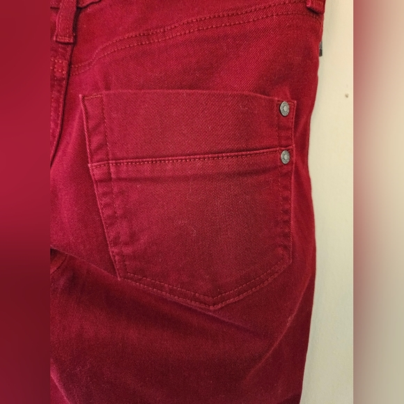 Rock & Republic Kashmere Skinny Jeans - Picture 4 of 11